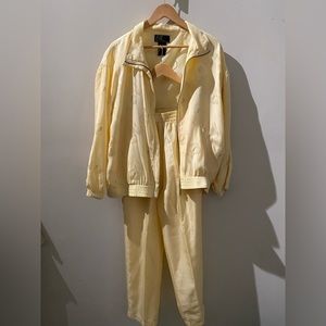 Vintage 2 piece set. EVR Div. Of Rousso Apparel Group, Inc. size L, color cream.
